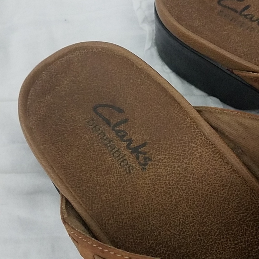 clark's Bendables sz 8M brown leather sandels - Picture 2 of 6